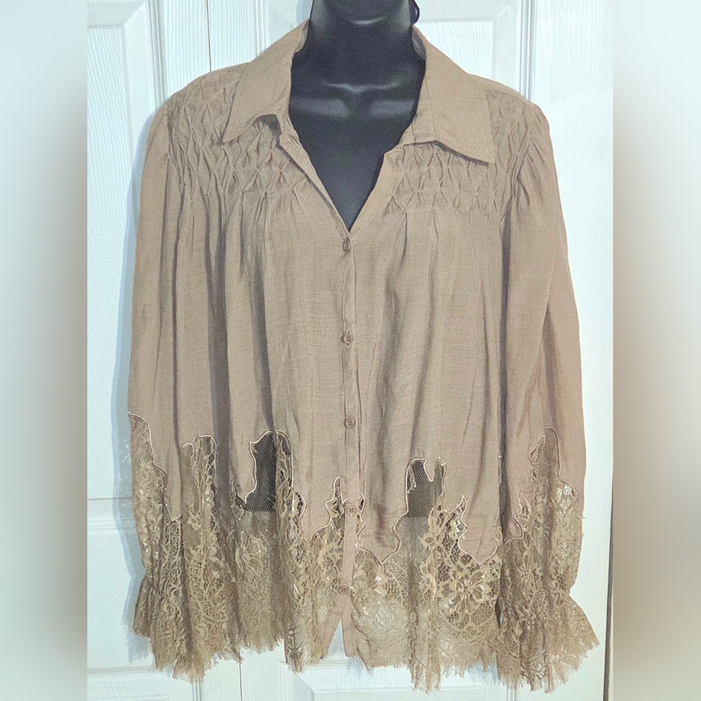 Cupio Chanterelle Collared Khaki Blouse With Majestic Lace Detailing